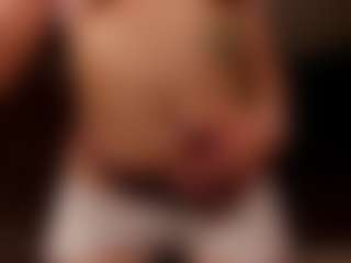 avayuzu's Live Sex Cam Show