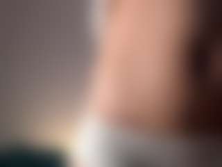 Live cam show with avayuzu - Smoking on Uber Horny