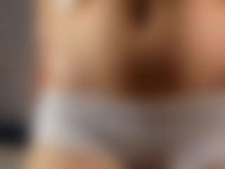 avayuzu's Live Sex Cam Show