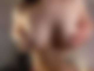 avayuzu's Live Sex Cam Show