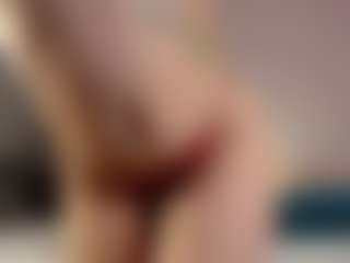 avayuzu's Live Sex Cam Show