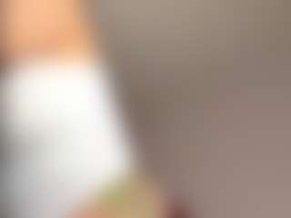 avayuzu's Live Sex Cam Show