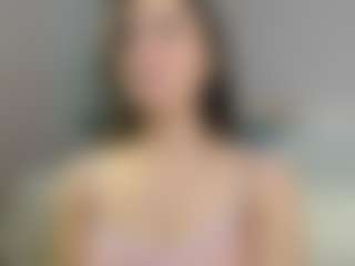 Live cam show with avayuzu - Striptease on CamClone