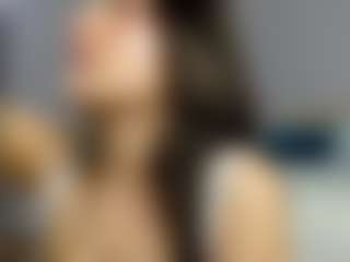 Live cam show with avayuzu - Moaning on TeamSkeetLive