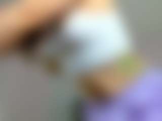 avayuzu's Live Sex Cam Show