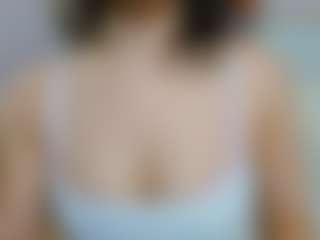 Live cam show with avayuzu - Tease on studioflirtlive.com