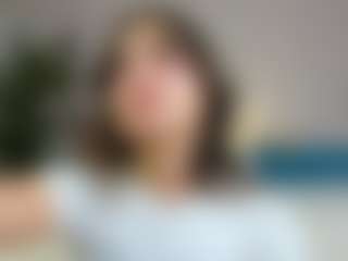 Live cam show with avayuzu - Brown Hair Petite on CamwithHer