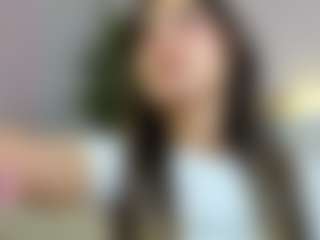 Live cam show with avayuzu - Brown Hair Petite on eurowanks.com