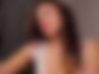 avayuzu's Live Sex Cam Show