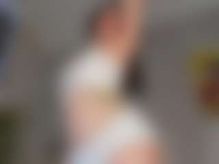 Live cam show with avayuzu - College Brown Hair on live.xbliss.ai