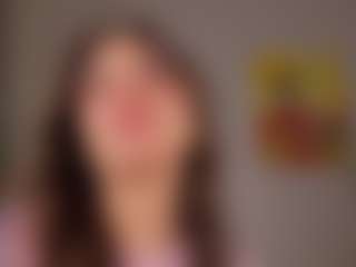 Live cam show with avayuzu - Brown Hair Petite on Camsoda