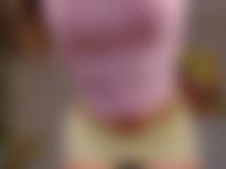 avayuzu's Live Sex Cam Show
