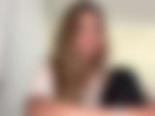 Live-Cam-Show mit Nora - Twerk auf Camsoda
