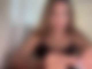 Nora's Live Sex Cam Show