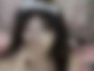 Live cam show with Camila - Hairy Pussy on livesuperchat.net
