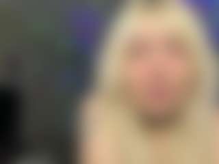 Live cam show with FreddaMcauliffe - Shaved Pussy Mature on TastyBlacksLive