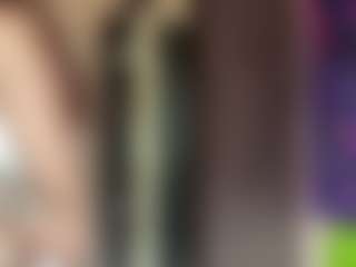 Live cam show with LakeishaRankin - Genital Piercings on SmokeAndPoke