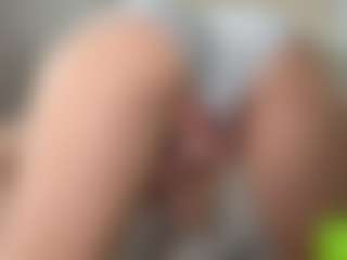 Live cam show with LakeishaRankin - College on Dare Cams