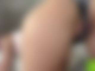 Live cam show with LakeishaRankin - Genital Piercings on SpunkLive