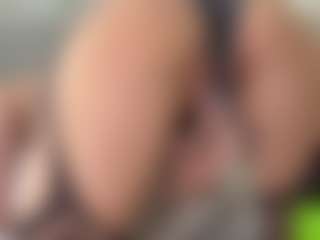 Live cam show with LakeishaRankin - Hairy Pussy on Camsoda