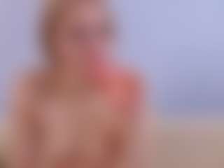Live cam show with lina - Blonde Hair Teen (18+) on Camming Site