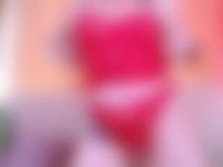 Live cam show with mia-dreamy - Striptease Granny on madthumbs