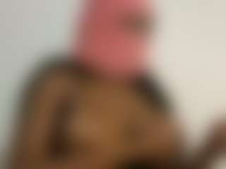 Thick aura Monroe's Live Sex Cam Show