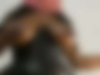 Thick aura Monroe's Live Sex Cam Show