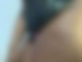 Thick aura Monroe's Live Sex Cam Show