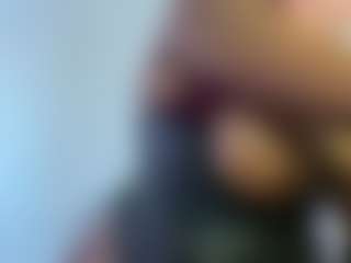 Thick aura Monroe's Live Sex Cam Show