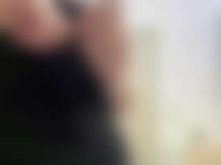 SeritaMccoggle's Live Sex Cam Show