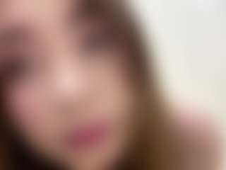 SeritaMccoggle's Live Sex Cam Show