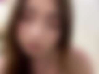 SeritaMccoggle's Live Sex Cam Show