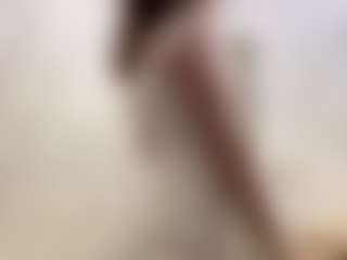 SeritaMccoggle's Live Sex Cam Show