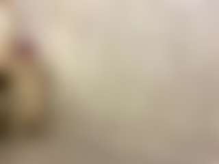 SeritaMccoggle's Live Sex Cam Show