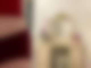 SeritaMccoggle's Live Sex Cam Show