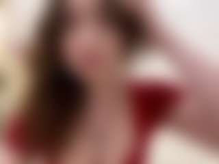 Live cam show with SeritaMccoggle - Curvy MILF on hotwifechat.live