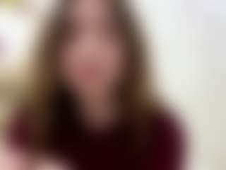 Live cam show with SeritaMccoggle - Granny on StripNow