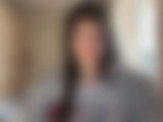 Live cam show with Nana - Shaved Pussy on liverealitysex.com