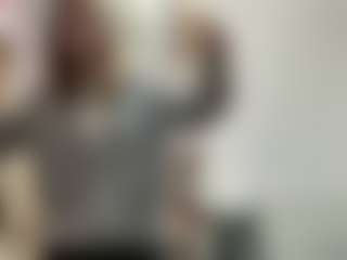 Live cam show with WillaAlanis - Natural on Hubzter Live