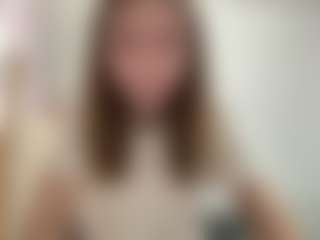 Live cam show with WillaAlanis - Athletic White on https://playwithruby.com