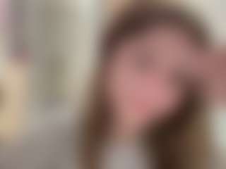 Live cam show with WillaAlanis - Gray Eyes on Streamer API