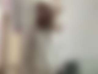 Live cam show with WillaAlanis - Hairy Pussy on livesuperchat.net