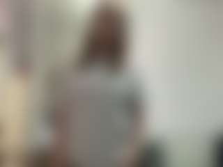 Live cam show with WillaAlanis - Striptease Young Adult on Chatstar