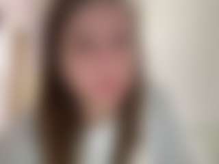 Live cam show with WillaAlanis - Average on CamSodaAdn