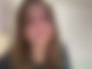 Live cam show with WillaAlanis - Average on https://playwithruby.com