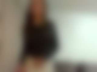 Live cam show with WillaAlanis - Sexy on Dolls Live