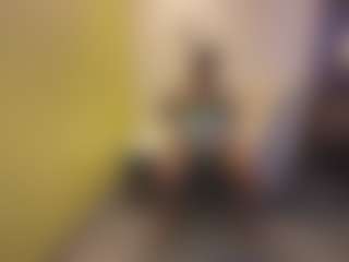 DeeliciousDTB's Live Sex Cam Show