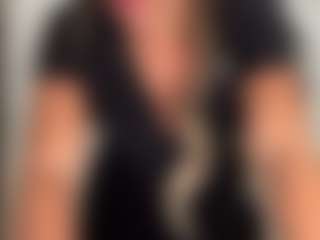wongvaleri288's Live Sex Cam Show