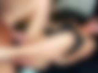 Live cam show with AgnesSchmid - HD on Cam Slut